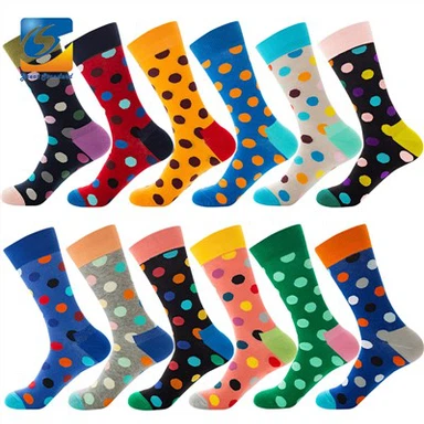 ถุงเท้าผู้ชายมีลวดลายและสีสัน