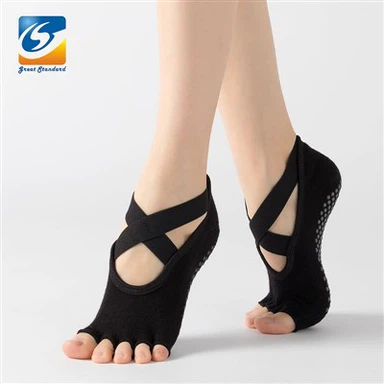 ถุงเท้าพิลาทิสแบบเปิดนิ้วเท้า